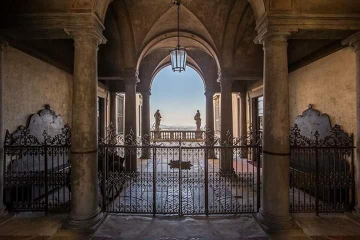 לינה וארוחת בוקר ברגמו Palazzo Terzi מראה חיצוני תמונה